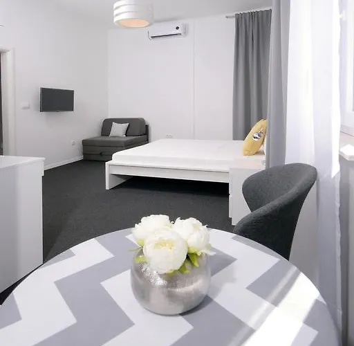 Charm And تروغير