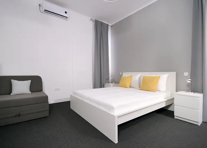 Charm And تروغير